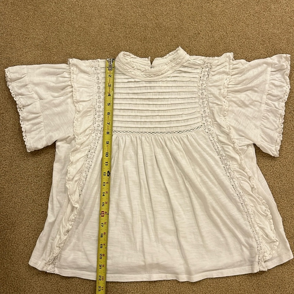 EUC Free People tee shirt lace detail